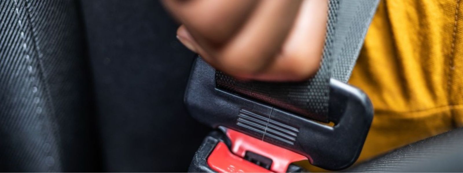 Seat Belts Mandatory for All Expressway Passengers